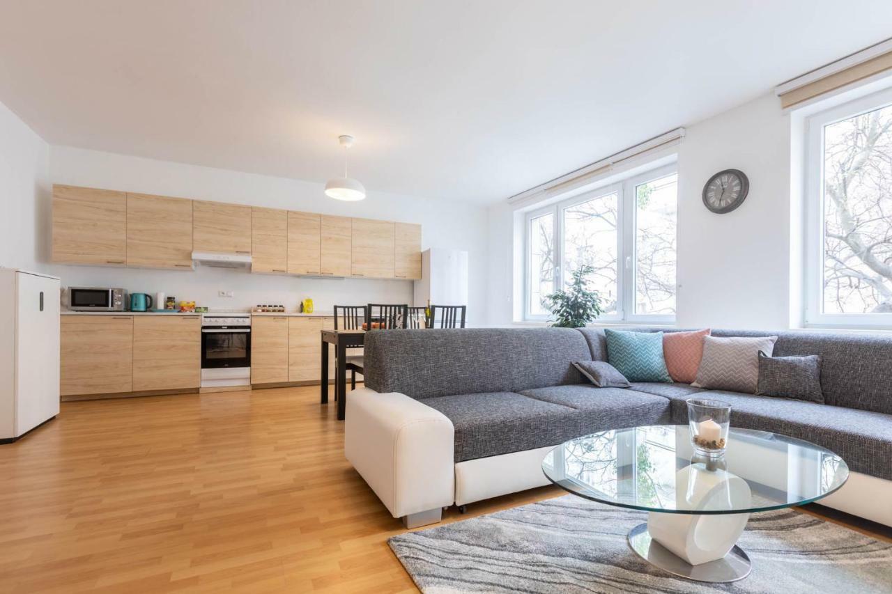 Spacious Apartment In The Old Town Of Pressburg Exterior foto